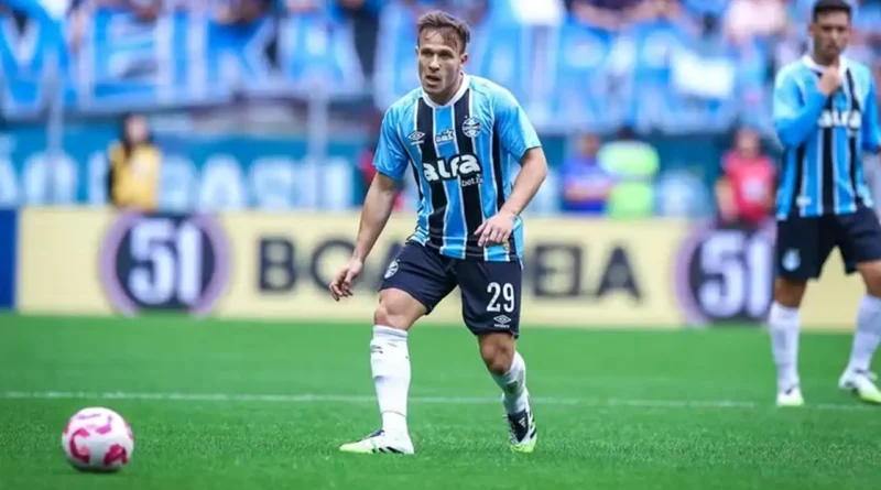 Arthur no radar: Gigante carioca entra na briga com o Fluminense e promete 'guerra' por craque!