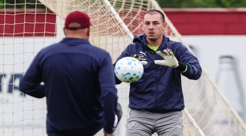 Goleiro Vitor Eudes Afastado por Tempo Indeterminado