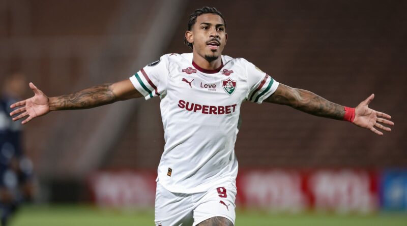 JK do Fluminense Abre o Jogo Sobre Sacrifícios na Carreira