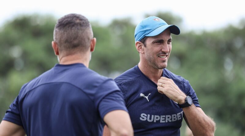 Fluminense intensifica preparação e recebe Thiago Silva nesta semana
