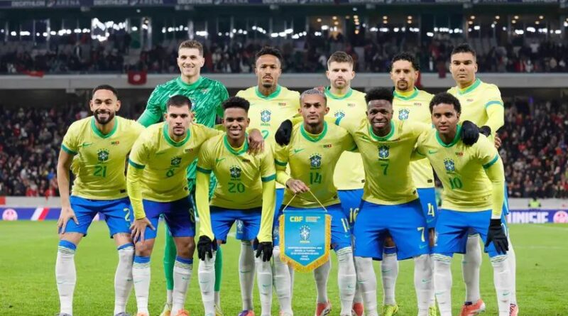 Brasil na frente: Fluminense acompanha duelo histórico de gols em Copas