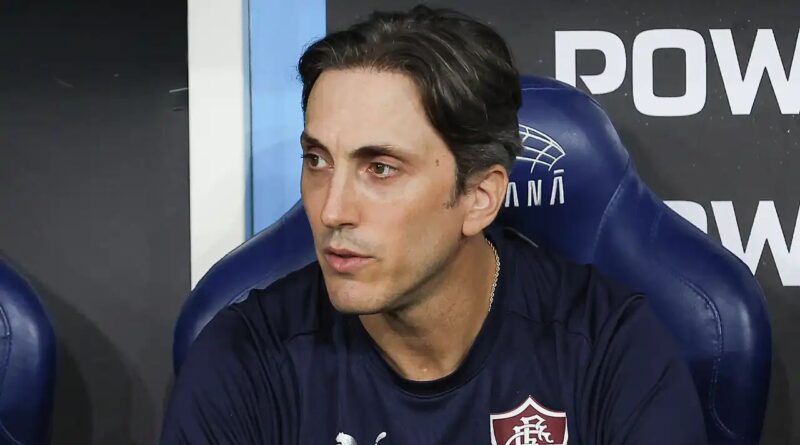 Zubeldía cobiçado por seleção; veja impacto no Fluminense