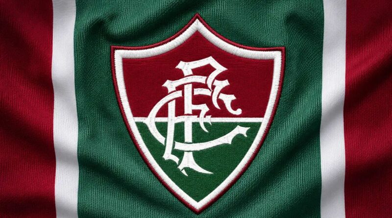 Fluminense: Meia retorna dos Emirados e futuro é incerto