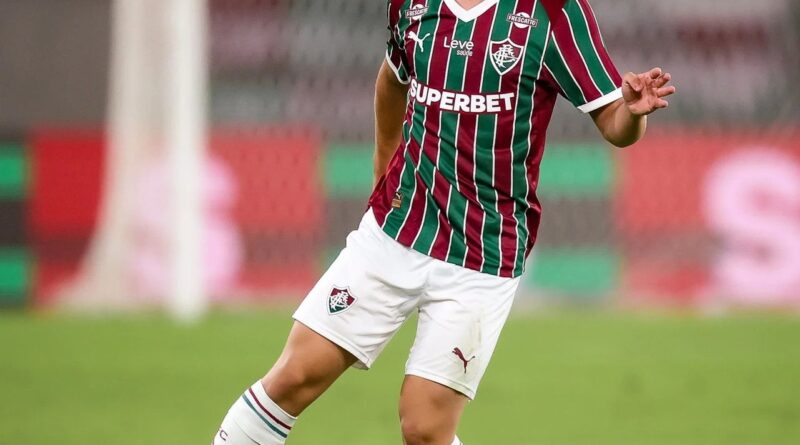 Joia de Xerém Brilha e Chama Atenção de Zubeldía no Fluminense