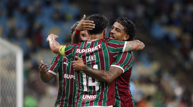 Fluminense: Hulk estreia bem em goleada com show ofensivo