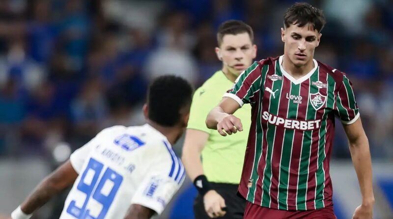 Fluminense Confirma Venda de Volante para Europa: Cifras Reveladas