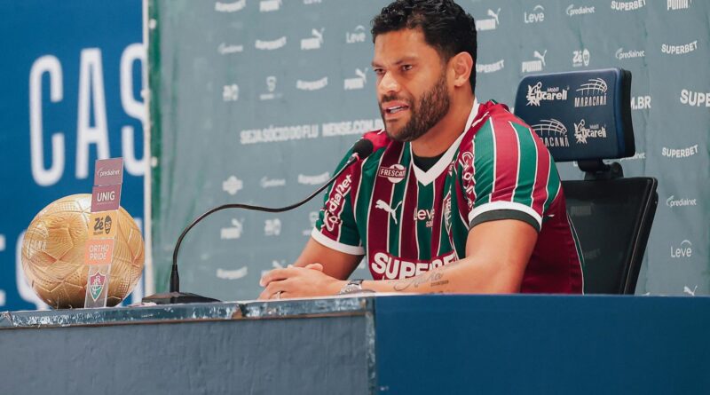 Hulk convoca torcida para sua estreia no Fluminense