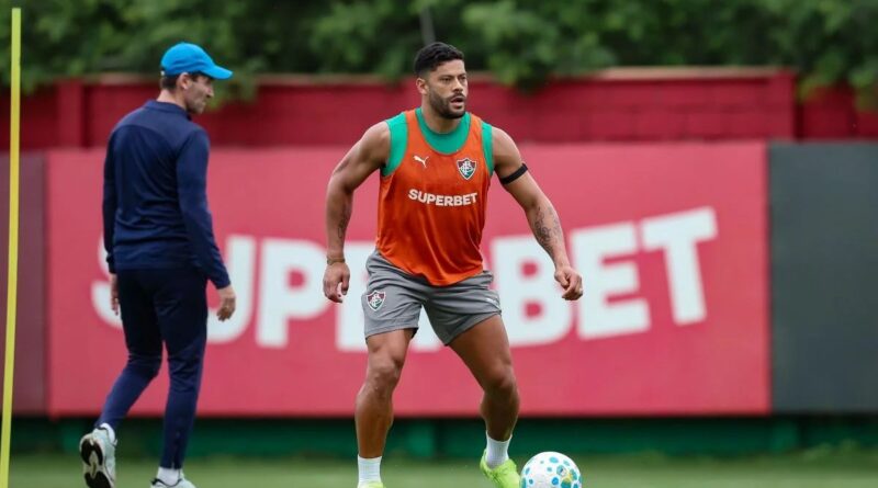 Hulk estréia no Fluminense em amistoso contra Nova Iguaçu