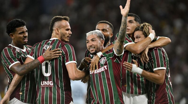 Fluminense encara Grêmio com time renovado e reforços em alta