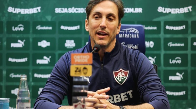 Zubeldía Define Pilares do Meio-Campo Tricolor e Fala de Mercado