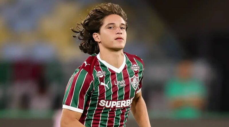 Ruan Sales Brilha na Goleada e Conquista a Torcida Tricolor
