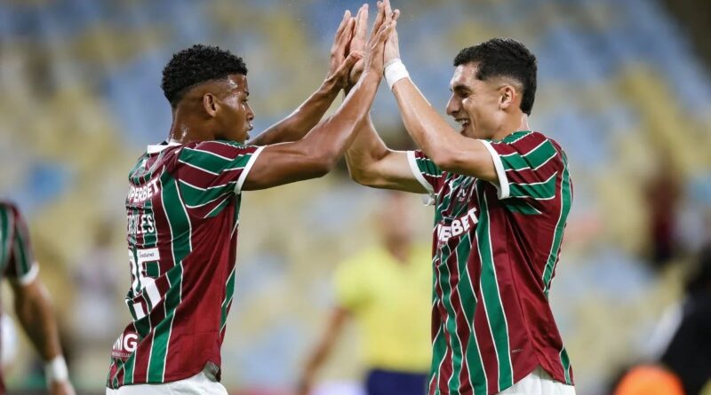 Fluminense goleia Nova Iguaçu em amistoso no Maraca