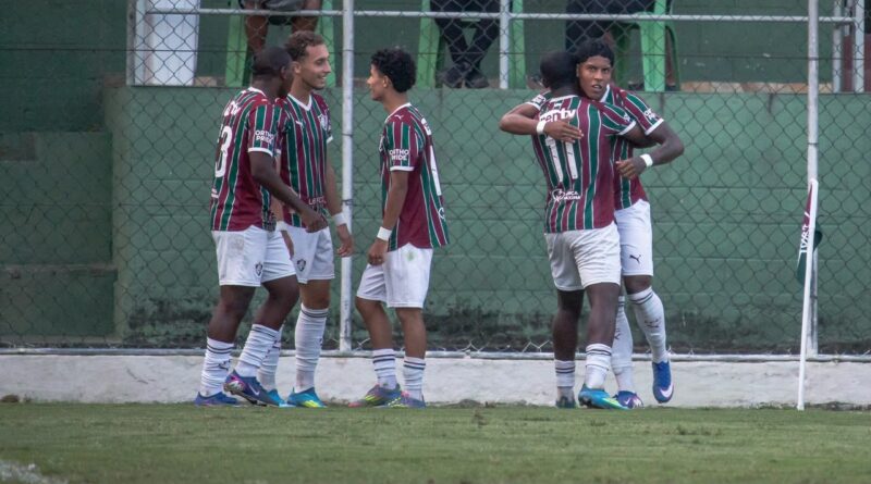 Fluminense Sub-17 assume liderança com goleada histórica