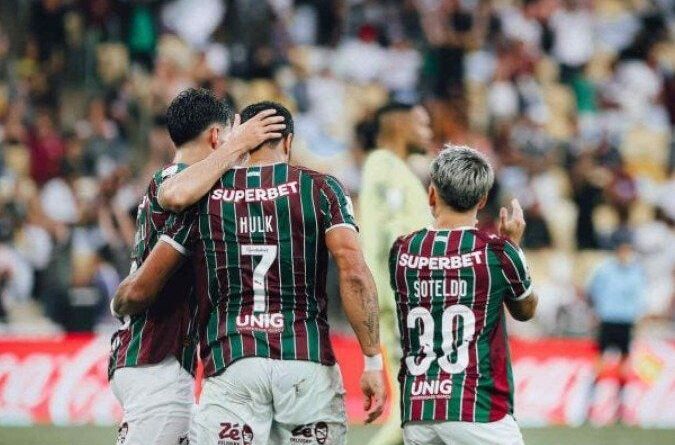 Fluminense vence Palmeiras de virada em jogo eletrizante