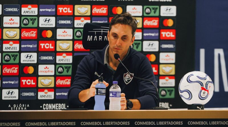 Zubeldía defende elenco e aponta erros na criação após empate na Libertadores