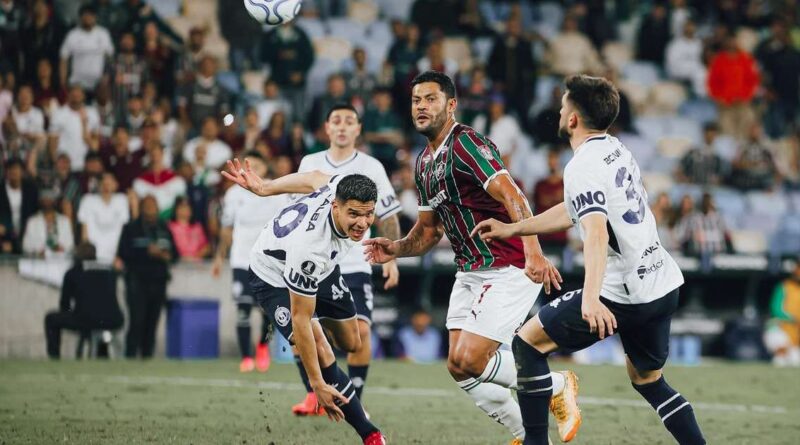 Fluminense busca virada histórica na Libertadores contra argentinos