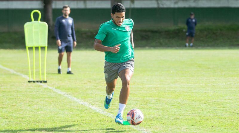 Andrey foca em vitória do Fluminense antes de ir para a Seleção
