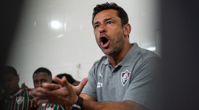 Fred comanda sub-20 do Fluminense com estilo ofensivo