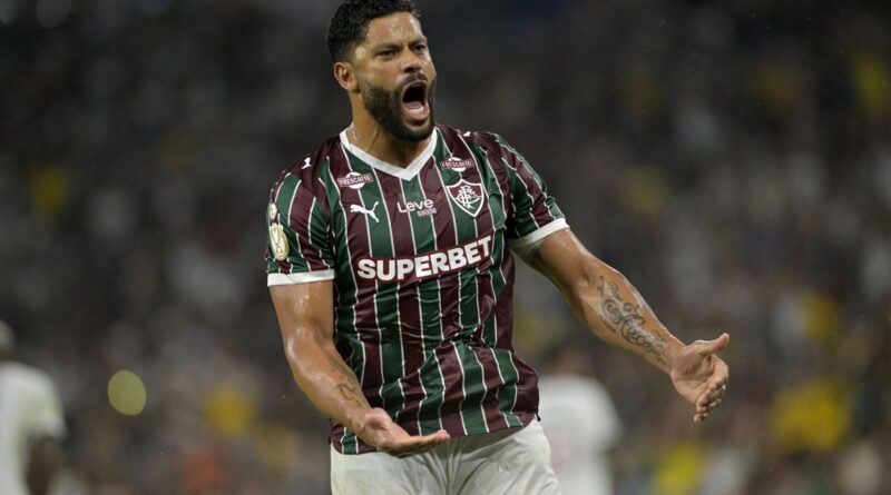 Hulk é aposta do Flu para reerguer ataque na Libertadores