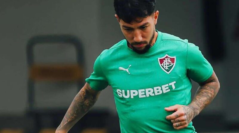 Lucho Acosta perde vaga no Fluminense: entenda os motivos