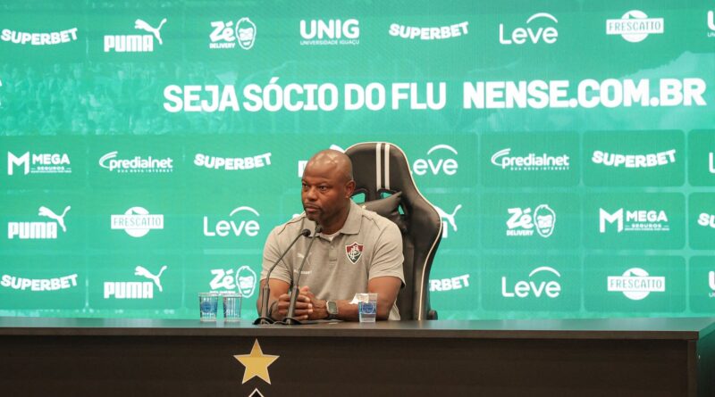 Marcão elogia Riquelme e lamenta derrota do Fluminense