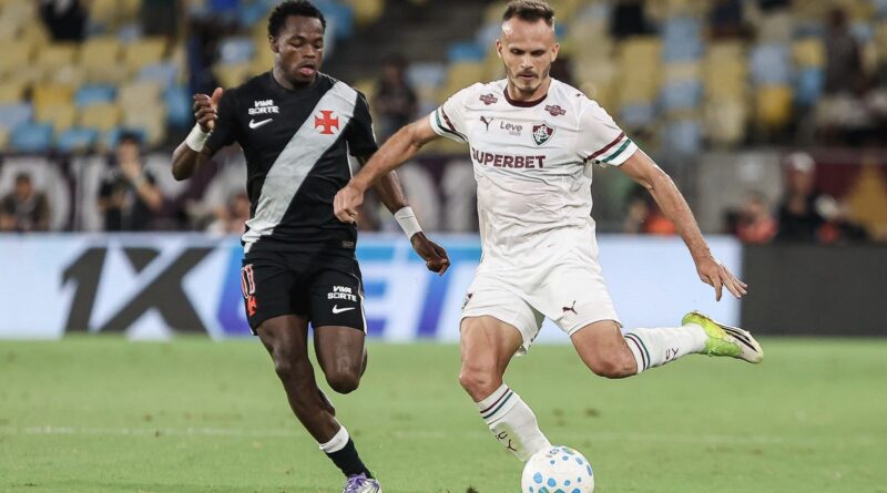 Renê Exalta Fase e Diz que é Subestimado no Fluminense