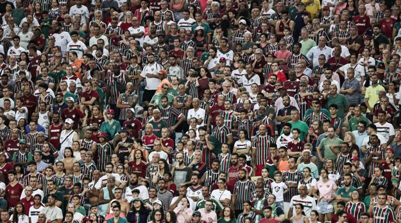 Fluminense: Lavega em alta, futuro de craques e novidades no ônibus