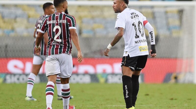 Samuel Xavier minimiza clima com Neymar em duelo contra o Santos