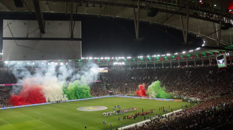 Fluminense mira recorde de público em sequência no Maracanã