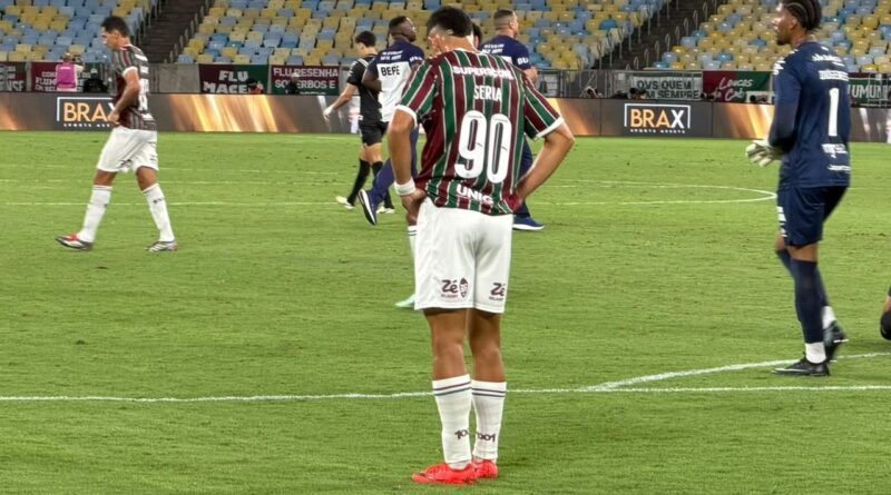 Fluminense perde em casa e aumenta pressão para a Libertadores