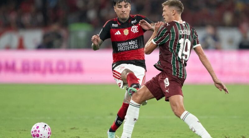 Samuel Xavier critica arbitragem e cita "medo" em clássico